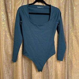 Abercrombie & Fitch Teal Sweetheart Neckline Long Sleeve Bodysuit Medium